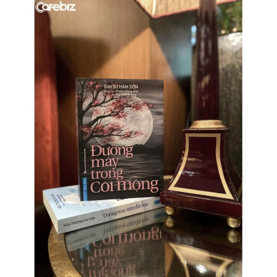 Đường Mây Trong Cõi Mộng - Bản Quyền