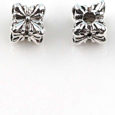 Combo 4 cái charm bạc chặn hình hoa - Ngọc Quý Gemstones