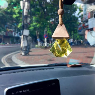 Combo 2 Tinh Dầu Treo Xe Ô Tô KOBI Sả Chanh, Bạc Hà Treo Xe Oto, Treo Phòng Ngủ, Treo Nhà Vệ Sinh, Treo Tủ Quần áo, Xịt Thơm Xe, Khử Mùi Xe Mới, Chống Say