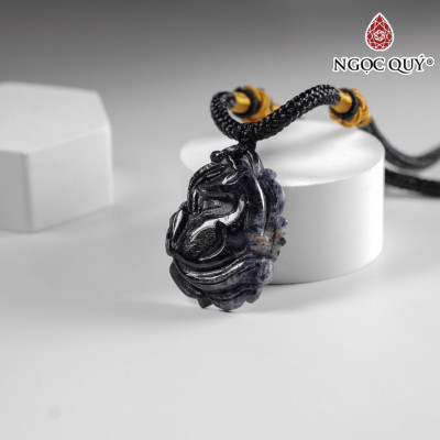 Mặt dây chuyền hồ ly đá Shaphire mệnh thủy, mộc - Ngọc Quý Gemstones