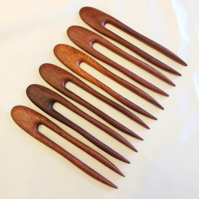 TRÂM CÀI TÓC GỖ TRUYỀN THỐNG (HAI QUE)