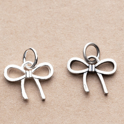 Combo 2 cái charm bạc hình nơ mặt treo - Ngọc Quý Gemstones