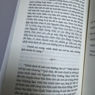 CON ĐƯỜNG VĂN SĨ - Nguyễn Huy Tưởng - Nguyễn Huy Thắng biên soạn - Nhà xuất bản Kim Đồng.