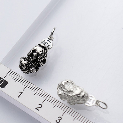 Charm bạc hình tỳ hưu mặt treo - Ngọc Qíu Gemstones
