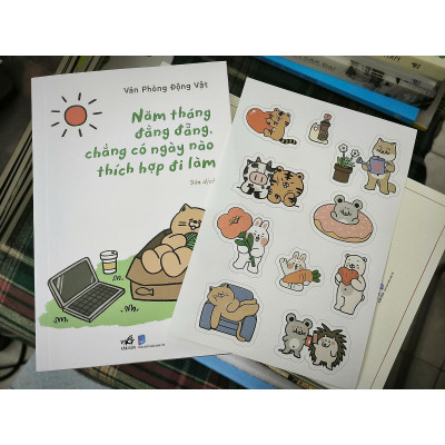 Sách - Năm Tháng Đằng Đẵng, Chẳng Có Ngày Nào Thích Hợp Đi Làm - Văn Phòng Động Vật - Nhã Nam