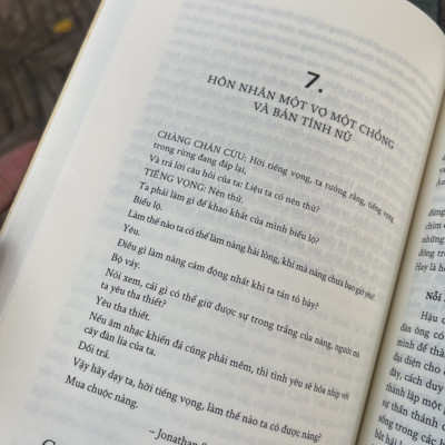 HOÀNG HẬU ĐỎ: Tình dục và sự tiến hóa của bản tính người – Matthew White Ridley - Nguyễn Việt Long, Tống Thị Hoàng Dương dịch – Omega plus – Thế Giới 