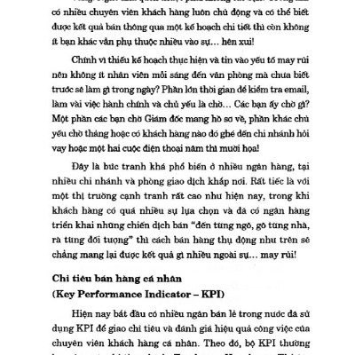 Đừng Cố Gắng Bán, Hãy Giúp Khách Hàng Mua