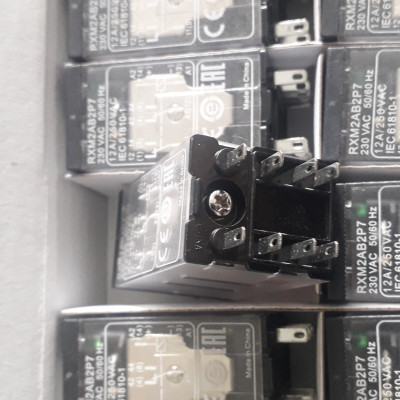 Rơ le RXM2AB2P7 Schneider 8 chân, coil 230Vac | Hàng Chính hãng |