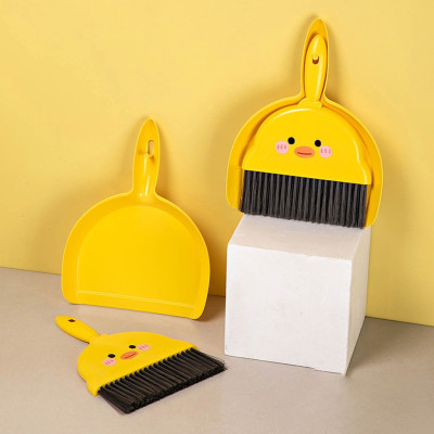 Chổi quét bụi bàn thờ đa năng - kèm ky hốt rác mini , có móc treo tiện lợi