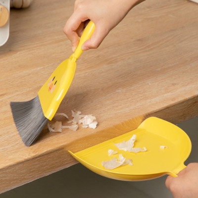 Chổi quét bụi bàn thờ đa năng - kèm ky hốt rác mini , có móc treo tiện lợi