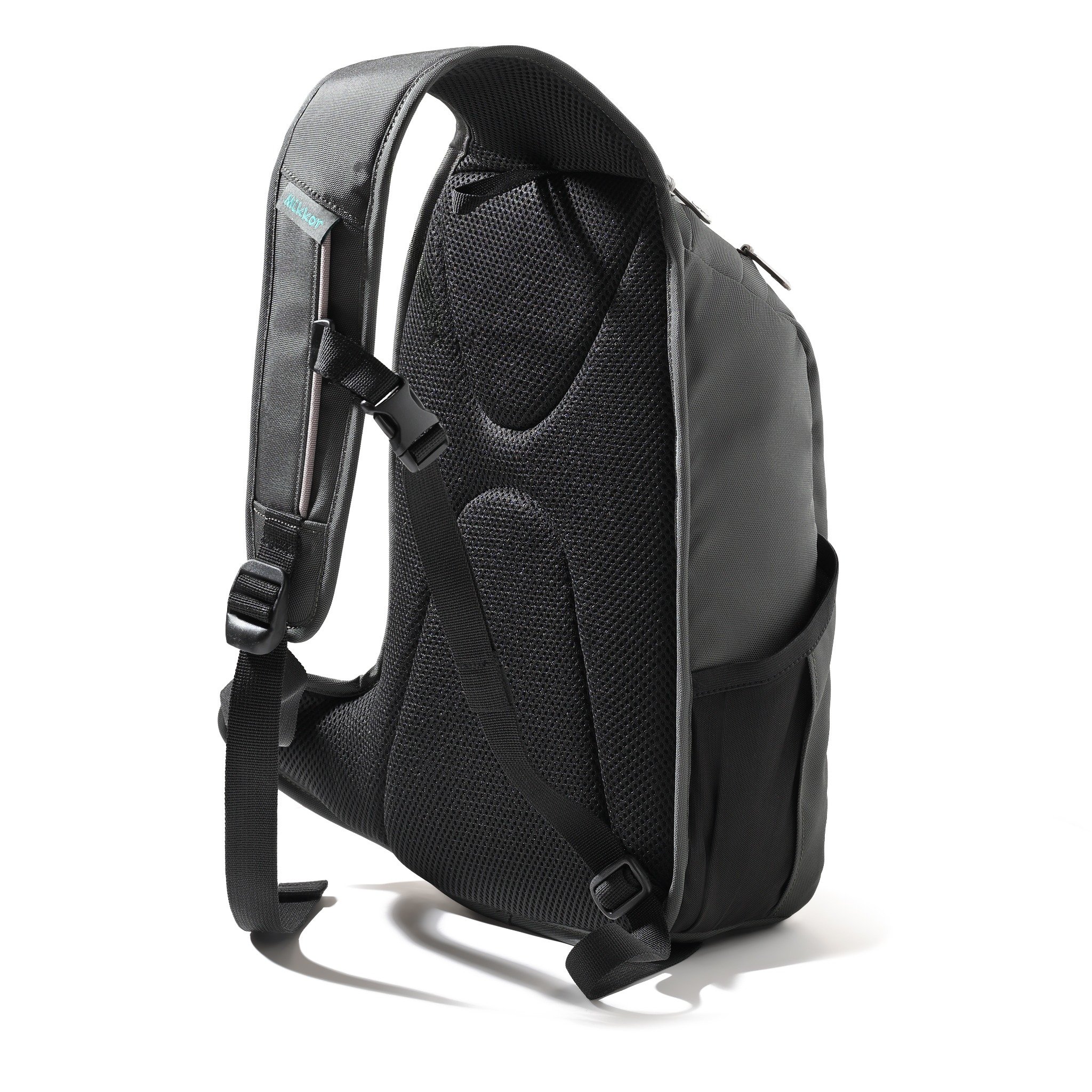 Ba lô một quai Mikkor The Levi Sling màu Tan, thời trang bảo hành 5 năm.