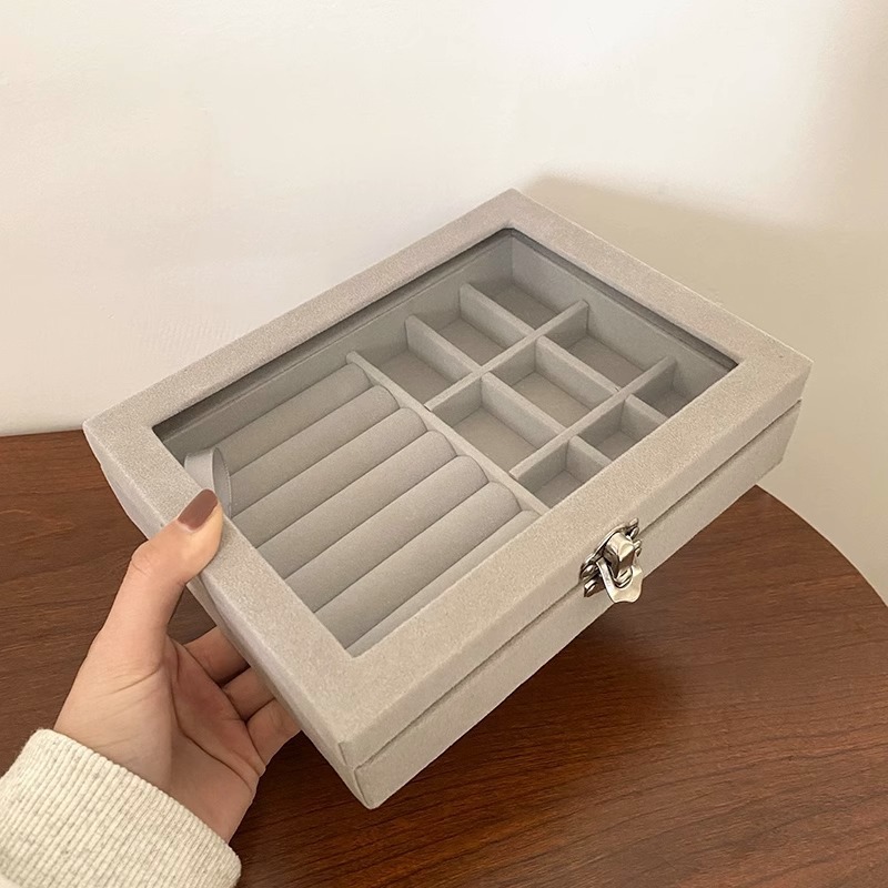 Đồ Đựng Trang Sức - Hộp Đựng Trang Sức Có Khóa Bằng Nhung Cao Cấp , Chống Bụi , Chống Oxy Hóa – Sang Trọng , Hiện Đại Và Tinh Tế