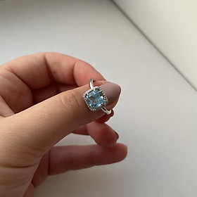 Nhẫn vàng trắng 14KW đính đá Topaz và 32 viên kim cương tấm - MOON Jewelry