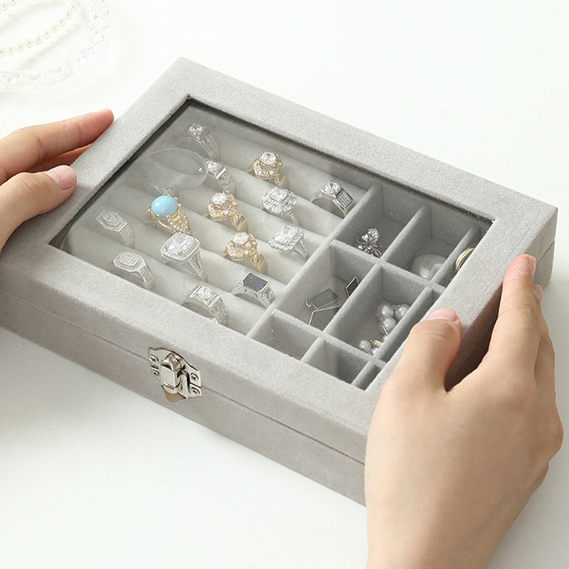 Đồ Đựng Trang Sức - Hộp Đựng Trang Sức Có Khóa Bằng Nhung Cao Cấp , Chống Bụi , Chống Oxy Hóa – Sang Trọng , Hiện Đại Và Tinh Tế