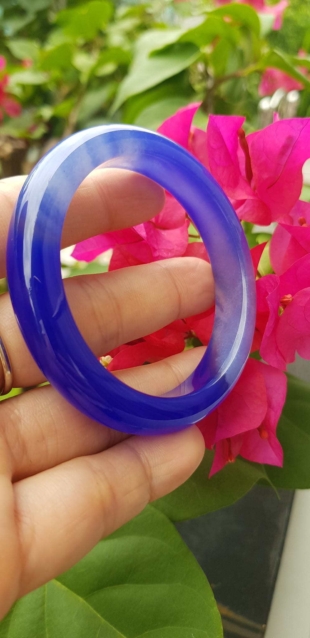 Vòng tay Nữ Bản Hẹ Đá Mã Não Xanh Dương Đậm nhạt 1 bên đều đẹp Vòng tay Ni 52mm x Cao 11mm x dầy 8mm Nữ mệnh Thủy mệnh môch 50kg - 54kg đeo ạ