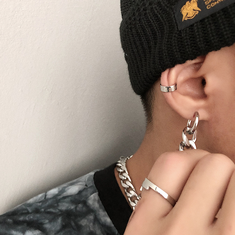 Bông tai xích ngắn mạnh mẽ cực cool