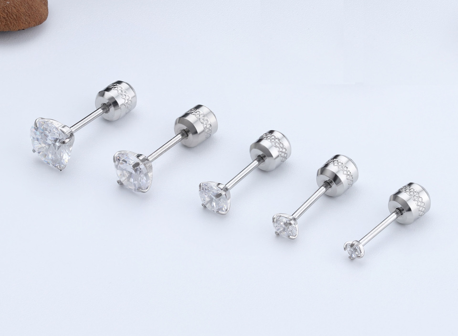 Bông Tai Nam Nữ Đeo 2 Kiểu Chất Liệu Thép Titan Ko Đen Cao Cấp