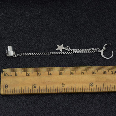 Khuyên tai kẹp vành gắn ngôi sao / chữ thập độc đáo