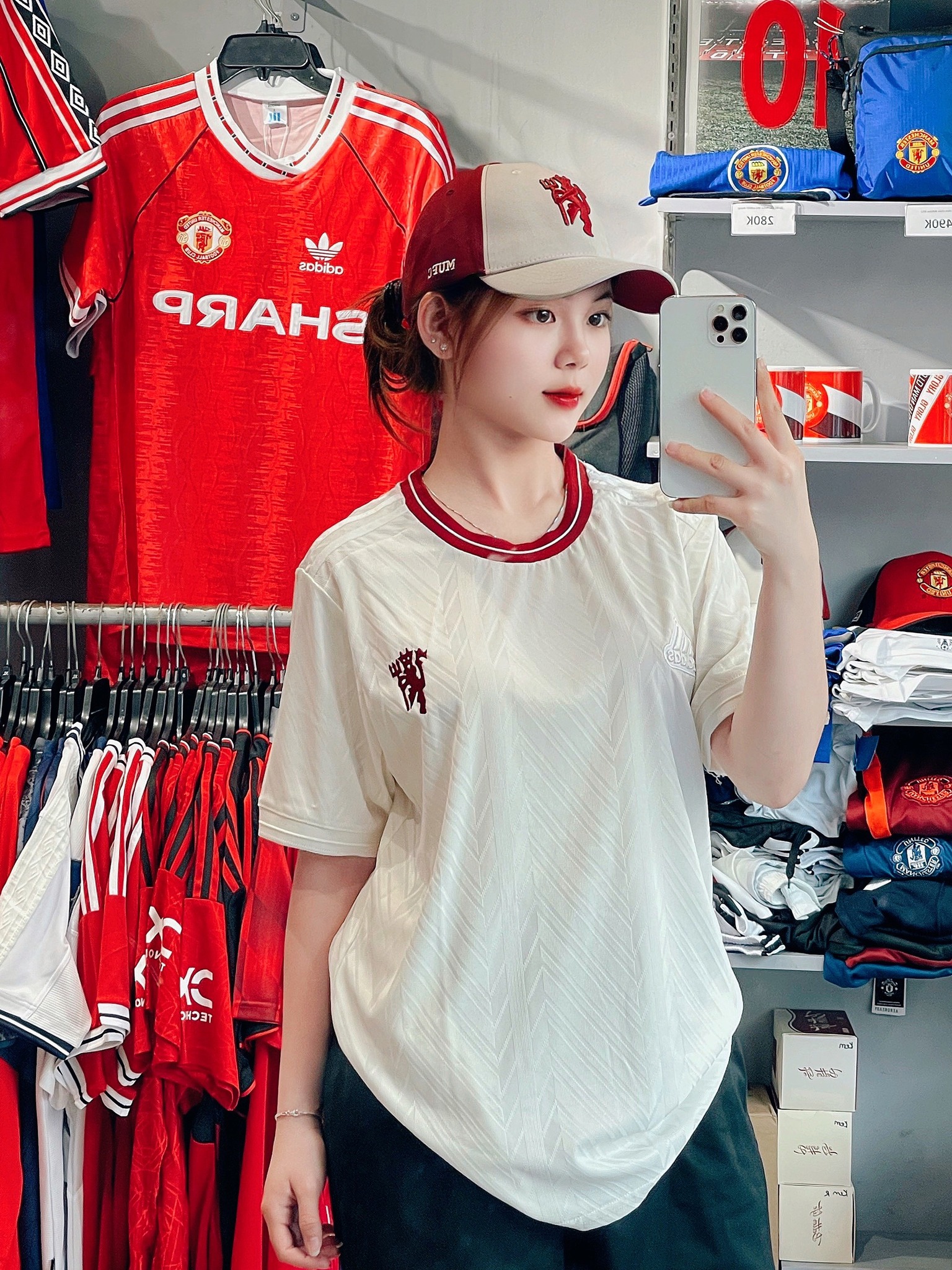 (Hàng VNXK) Nón kết, Mũ lưỡi trai CLB Manchester United Thêu chỉ nổi cao cấp (Ảnh thật)