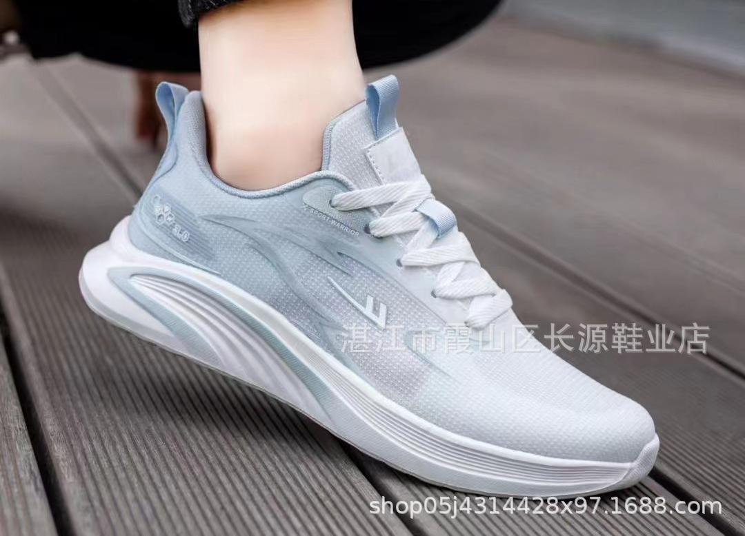 Giày thể thao nam đế êm nhẹ, thoáng khí đế cao su đúc, chống trơn trượt hạn chế mòn – BEE GEE - GNA2040