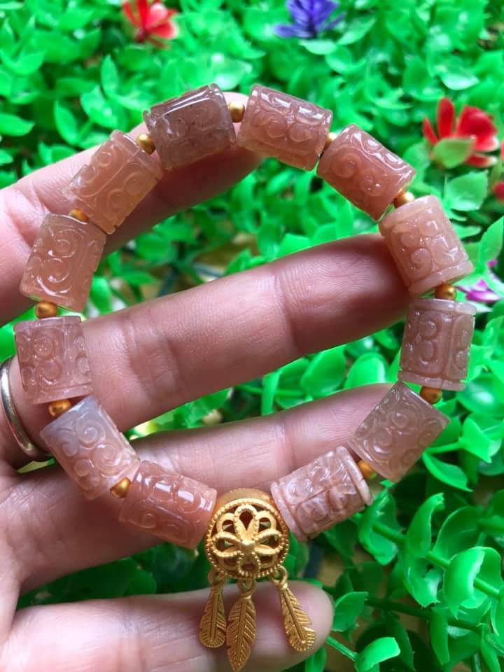 Vòng Tay phong Thủy may mắn tài lộc kiểu Đá Lu Charm mặt trời thiên nhiên vip Size 9mm x dài 12mm hàng cao cấp nữ đeo tay sang lắm luôn ạ 100% đá thiên đeo vào may mắn tốt sức khỏe tim mạch và đẹp ạ