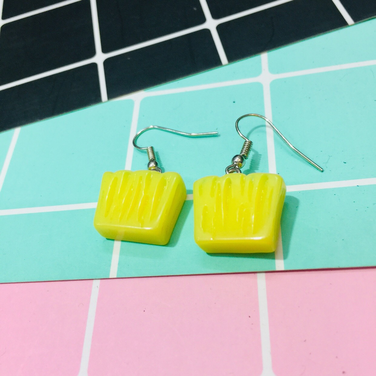 Khuyên tai hình hoa quả cute nhiều mẫu ngẫu nhiên