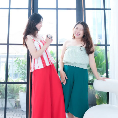 Đồ Bộ Mặc Nhà LMcation - Áo dây Clara màu sọc nơ đỏ &  Quần váy dài Mila màu đỏ