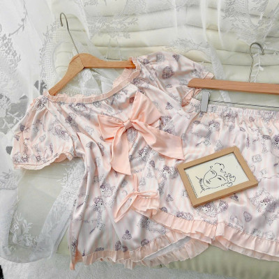 Bộ Đồ Ngủ Hello Kitty Lụa Quảng Châu Cao Cấp Nơ Bèo Tiểu Thư