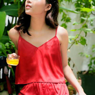 Bộ đồ ngủ dây ngắn Pink Stull ren lưng đỏ đô 