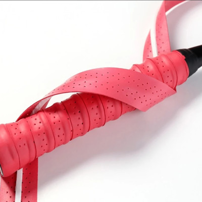 Cuốn cán vợt PU Regail đục lỗ chống trượt thấm hút mồ hôi GRIP-009U