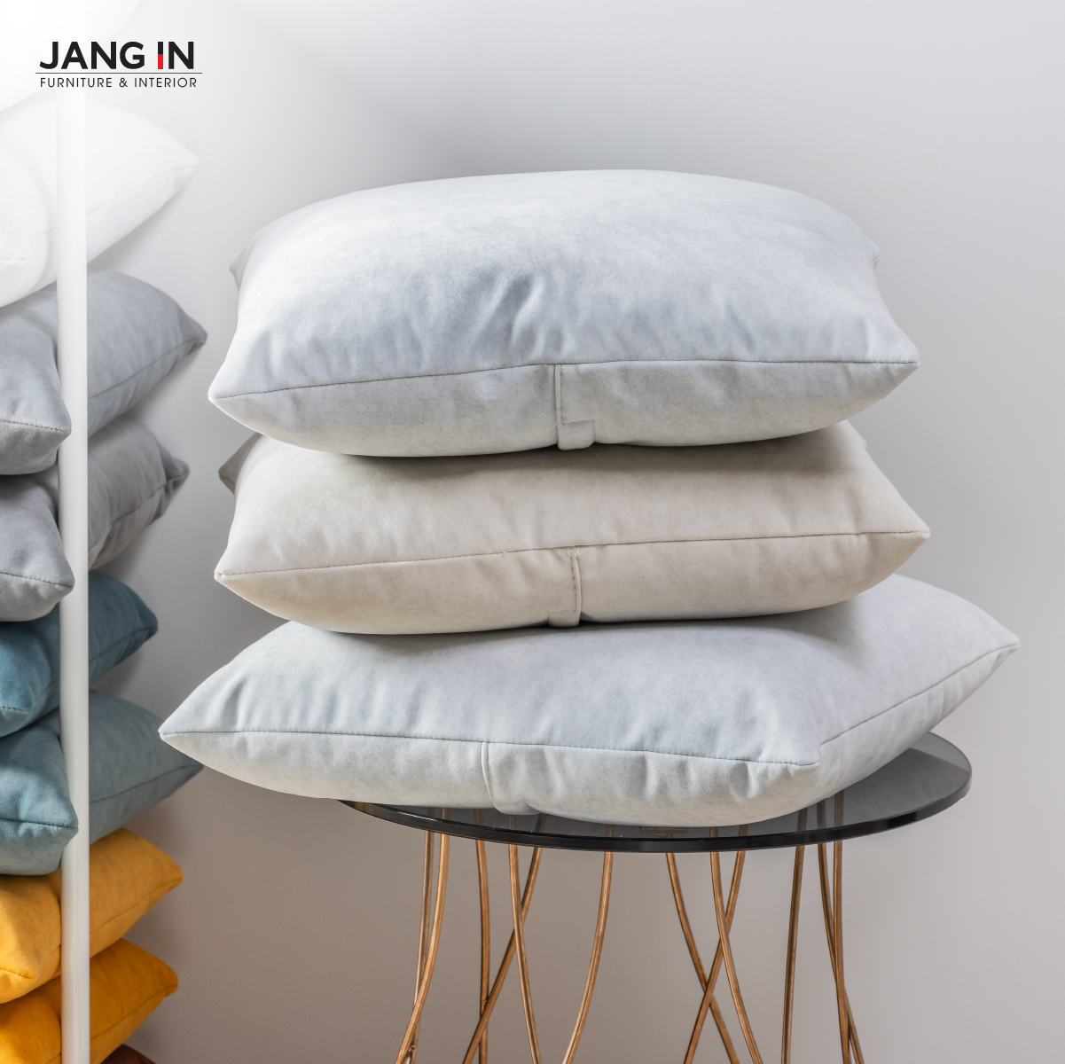 Gối Mastro Ivory(F) Jang In