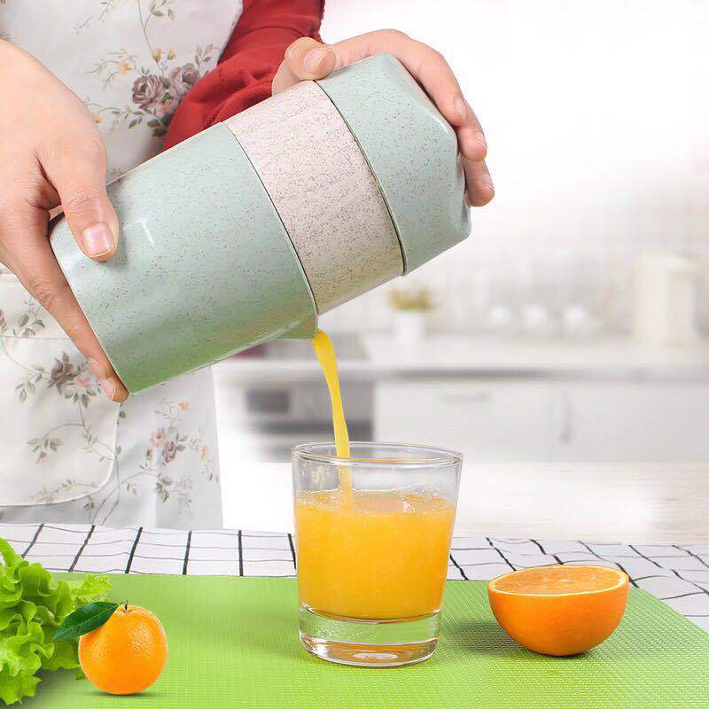 Bộ Ép Cam Lúa Mạch Có Tay Cầm 600ml