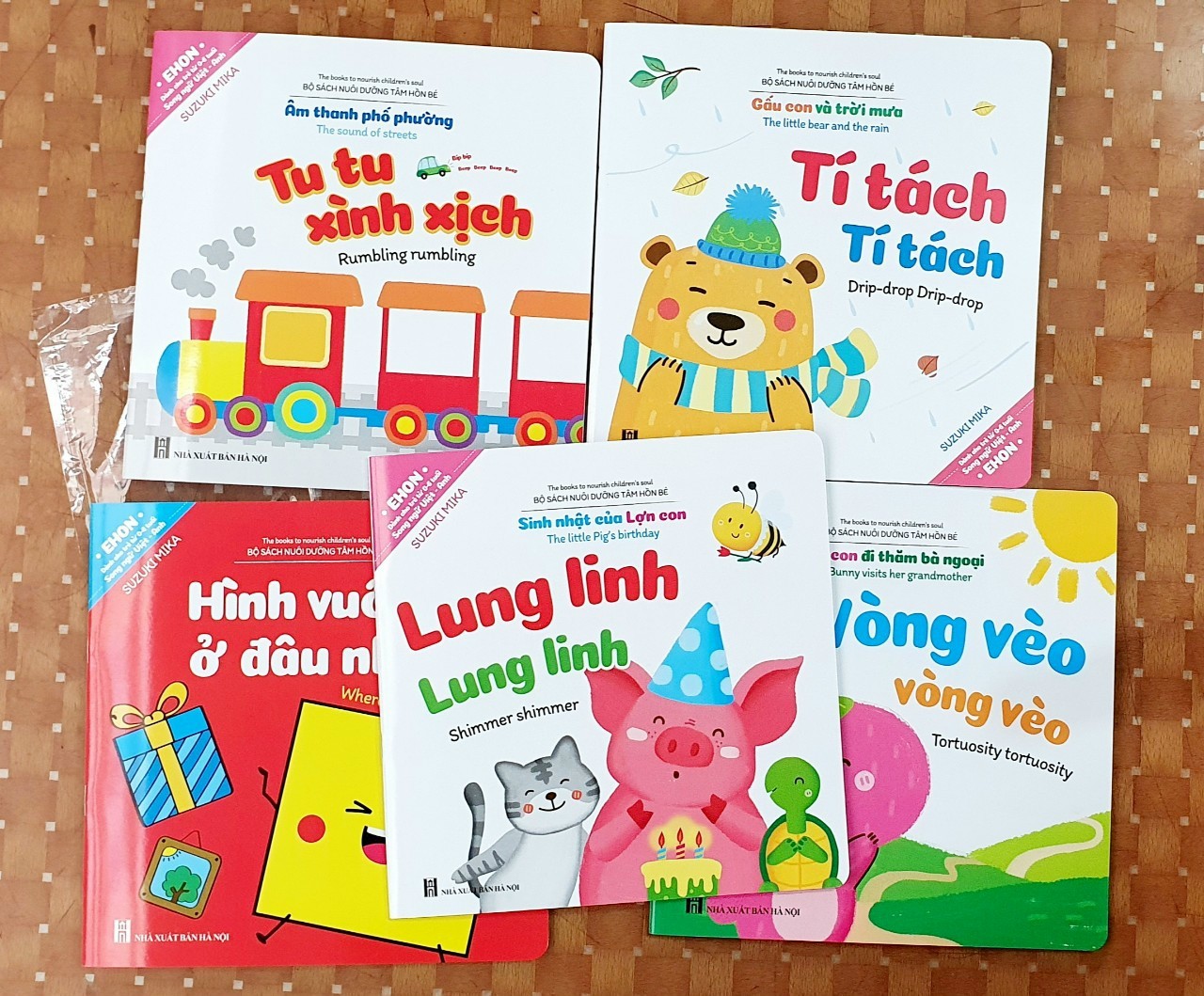 Ehon song ngữ Anh - Việt (Bộ 5 cuốn) - Bộ sách nuôi dưỡng tâm hồn bé 0 - 6 tuổi - Kèm file nghe