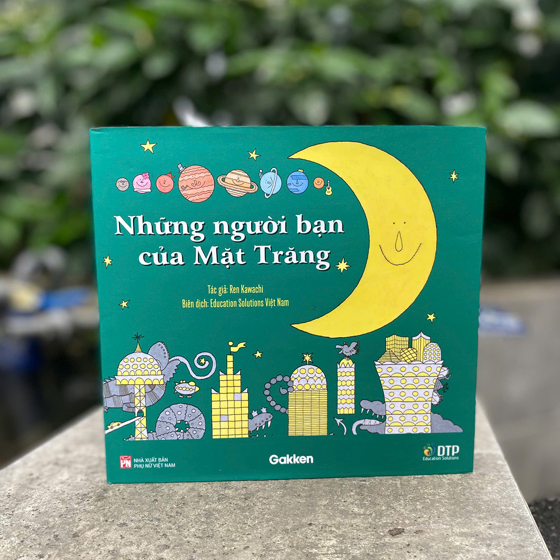 Những người bạn của Mặt Trăng