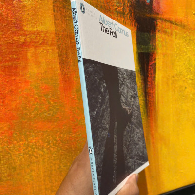 Sách - The Fall by Albert Camus - Classics / Fiction / Philosophy in English
