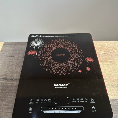 Bếp từ đơn Sanaky SNK-2302BT- HÀNG CHÍNH HÃNG