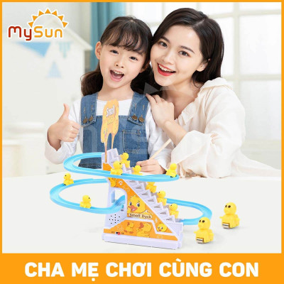 Vịt leo cầu thang tuột trượt ống nước đồ chơi trong nhà cho bé giá rẻ.