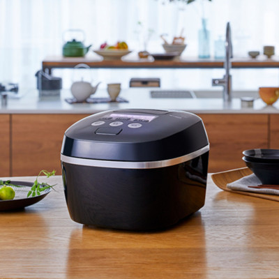 Nồi Cơm Điện Tử Cao Tần Tiger JPC-W18W 1.8 lít - Hàng chính hãng