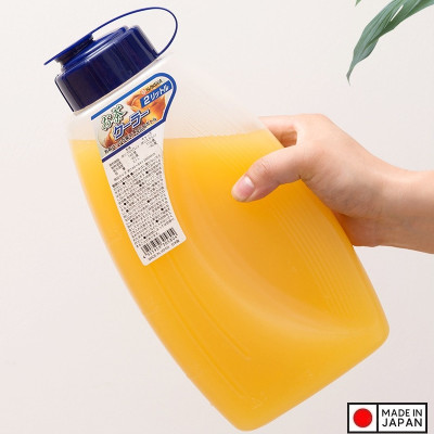 Bình nhựa có nắp đậy chịu nhiệt cao cấp với dung tích 2000ml - Hàng Nội Địa Nhật