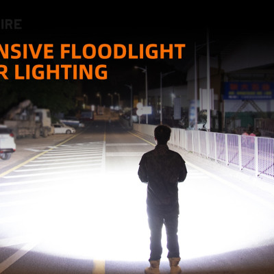 Đèn pin xách tay Superfire M17 - thiết kế trẻ trung hiện đại là loại đèn chiếu đèn pha nhỏ gọn tiện dụng