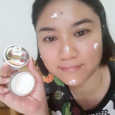 KEM CẤP ẨM VÀ  SĂN CHẮC DA MẸ KEN (30ml)