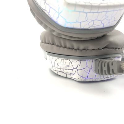 Tai Nghe Chụp Tai Chuyên Game GUTEK A7 jack 3.5 Có Mic Đàm Thoại, Hiệu Ứng Đèn Led Đổi Màu, Dùng Cho Cả Điện Thoại Và Máy Tính, Âm Thanh Trung Thực - Hàng Chính Hãng