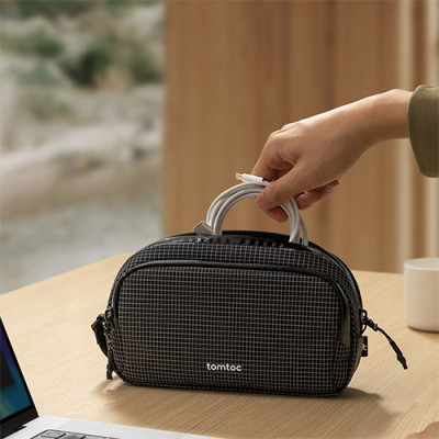 Túi đựng phụ kiện Tomtoc Light-T12 Electronic Accessory Pouch Pro 1.8L T12M1 - Hàng chính hãng