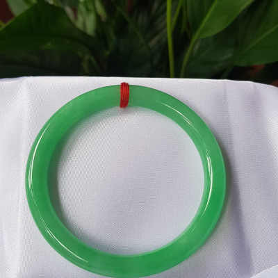 Vòng cẩm thạch Mới Lý T 54mm x 7,2mm Vòng màu xanh nhẹ nhàng bóng đẹp nữ mệnh Mộc mệnh Hỏa mệnh Thủy ạ Nữ 53kg - 60kg đeo đẹp