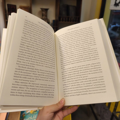 Sách - God: A Human History by Reza Aslan - NEW YORK TIMES BESTSELLER