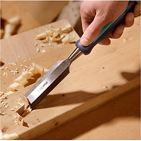 Đục gỗ cạnh vát
