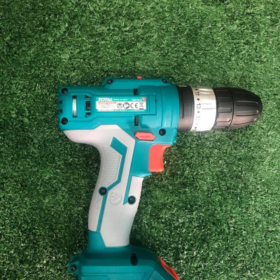 MÁY KHOAN BÚA DÙNG PIN 16.8V (28NM)  (02 PIN VÀ 01 SẠC) TOTAL TIDLI1612 - HÀNG CHÍNH HÃNG