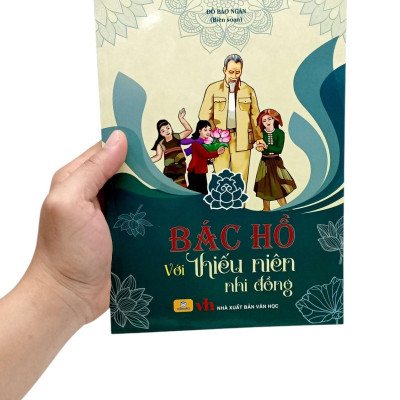 Sách - Bác Hồ Với Thiếu Niên Nhi Đồng