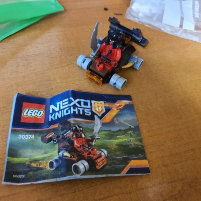 Lego Nexo Knights 30374 - Máy Ném Nham Thạch