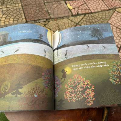 HẠNH PHÚC NƠI EM TÌM VỀ – Britta Teckentrup – Phúc An dịch – Vizibook – NXB Phụ nữ Việt Nam